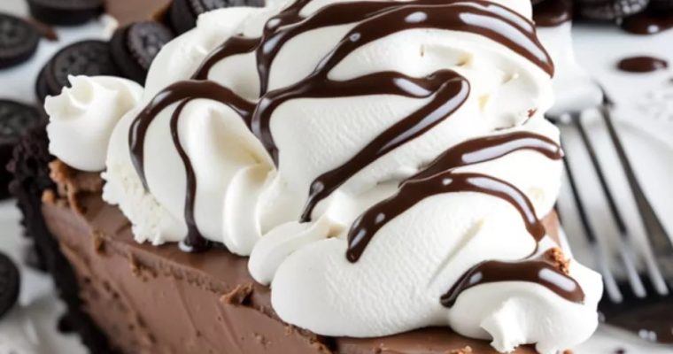 No-Bake Chocolate Marshmallow Pie