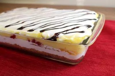 Delicious Banana Split Lasagna