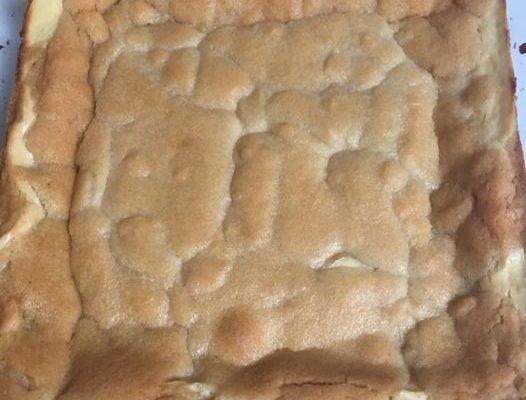 Sugar Cookie Cheesecake Bars