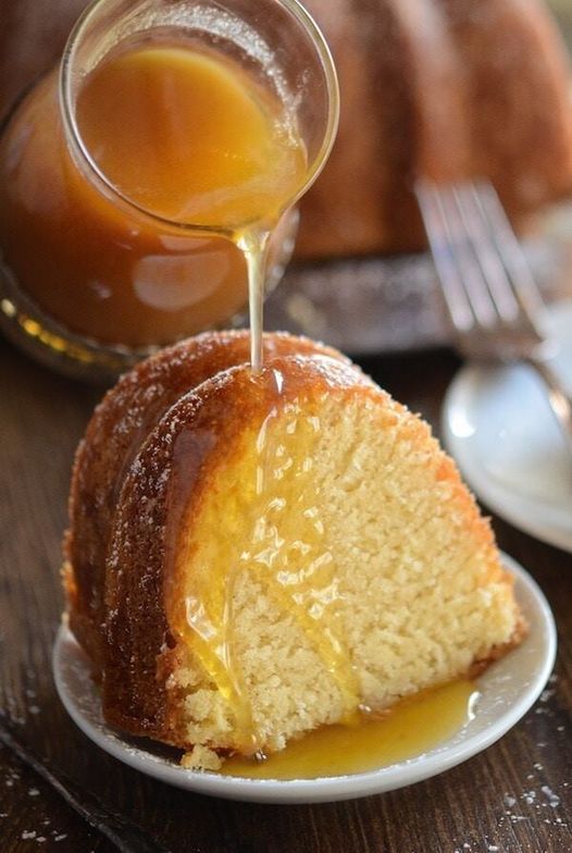 Almond Amaretto Pound Cake