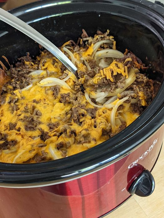 Slow Cooker Beef and Potato Gratin