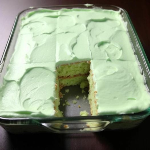 Pistachio Pineapple Cake