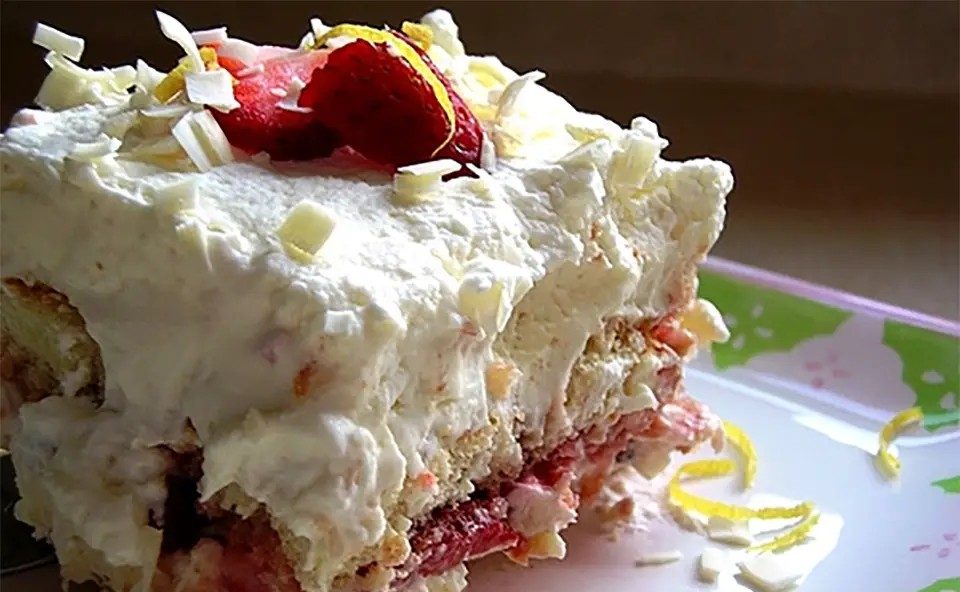 Strawberry Tiramisu