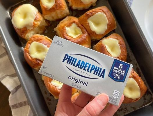 Sweet Roll Cheesecake Danishes