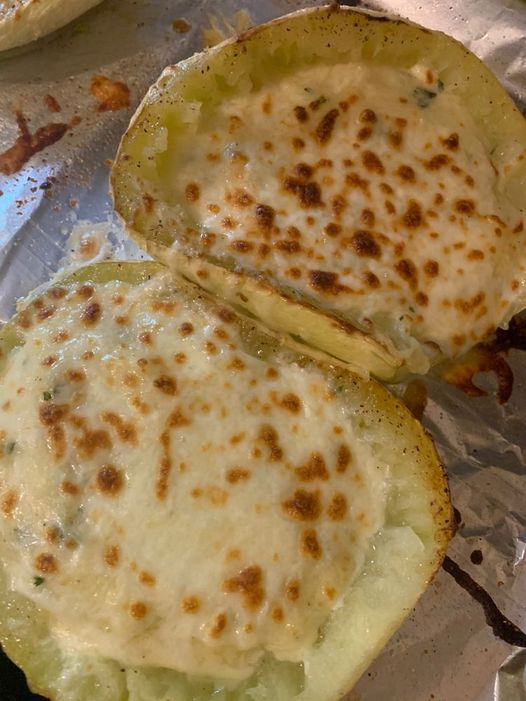 Garlic Parmesan Baked Spaghetti Squash