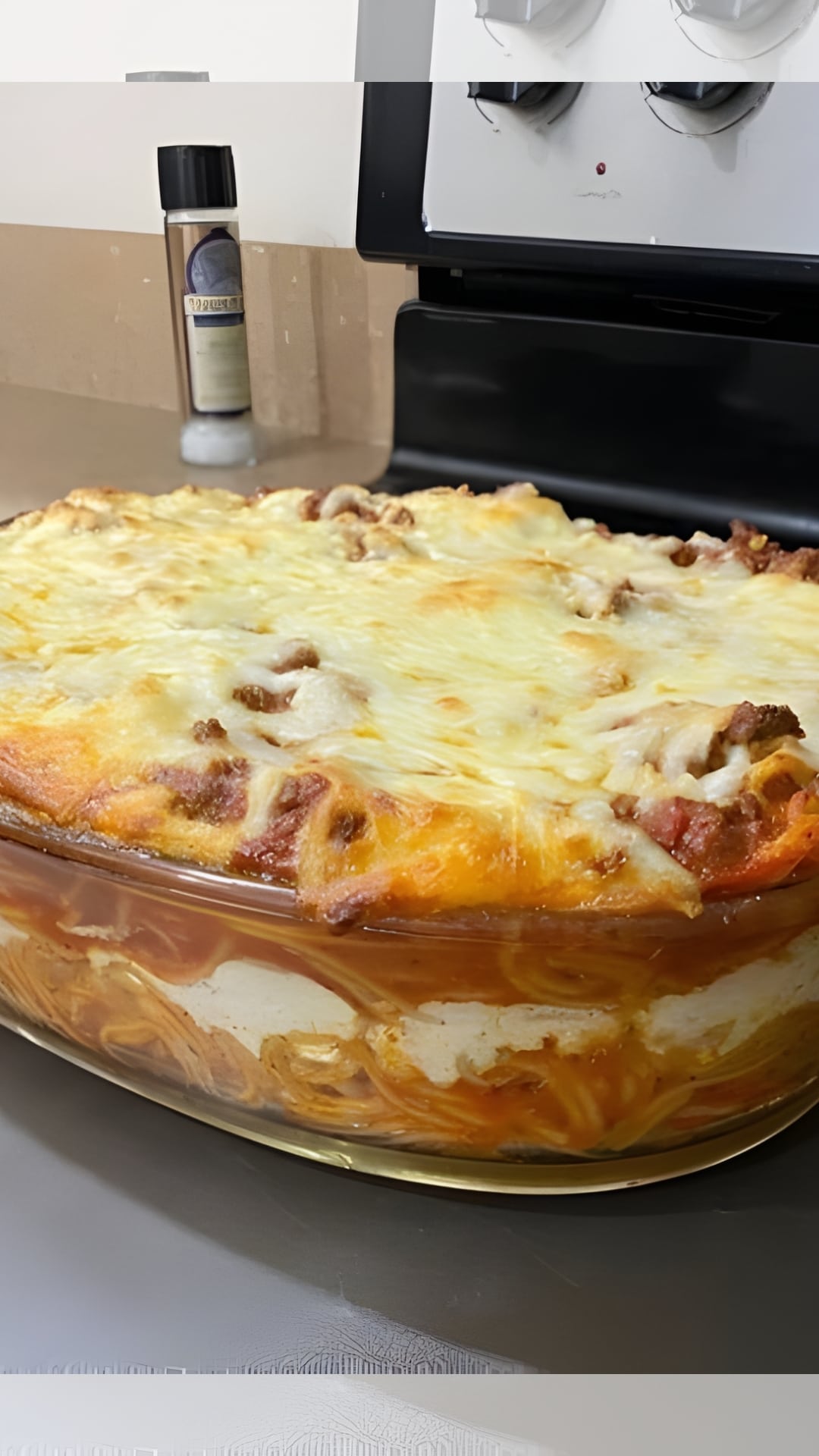 MILLION DOLLAR SPAGHETTI CASSEROLE