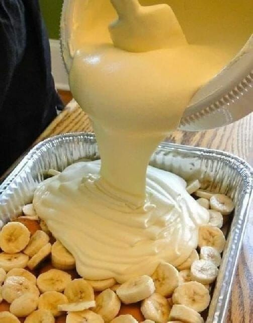 PAULA DEEN’S “NOT YO’ MAMA’S BANANA PUDDING”