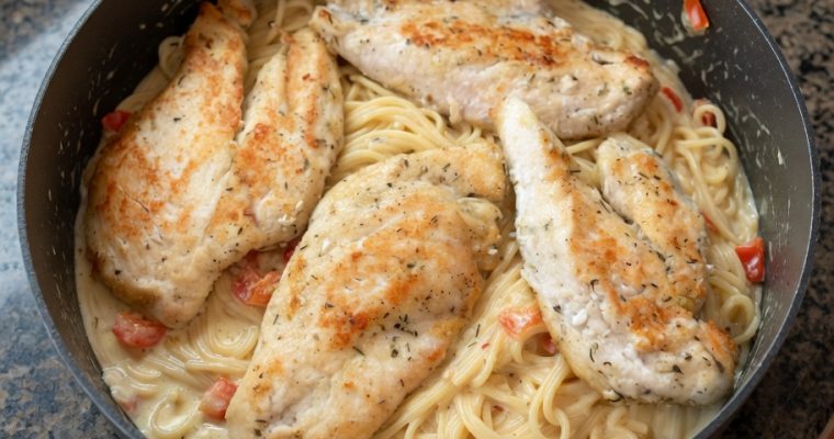 ITALIAN CHICKEN PASTA IN WHITE WINE PARMESAN