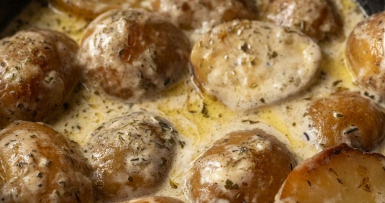 Creamy Slow Cooker Herb Potatoes