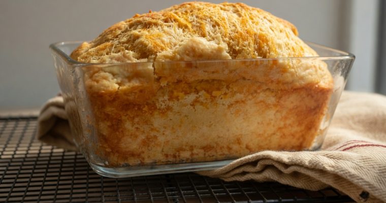 CHEDDAR CHEESE BREAD