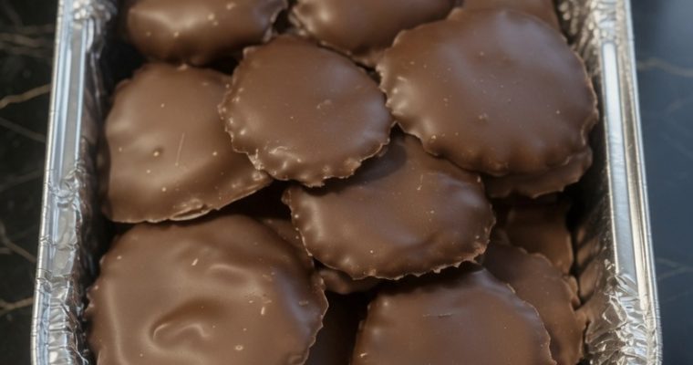 Homemade Turtle Candy with Pecans and Caramel