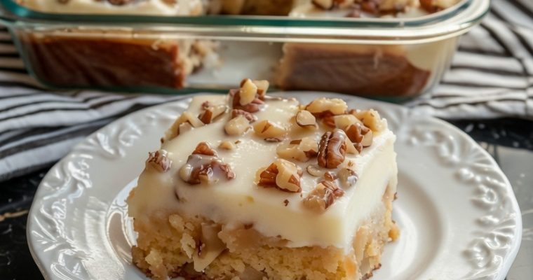 The Easiest Pineapple Cake
