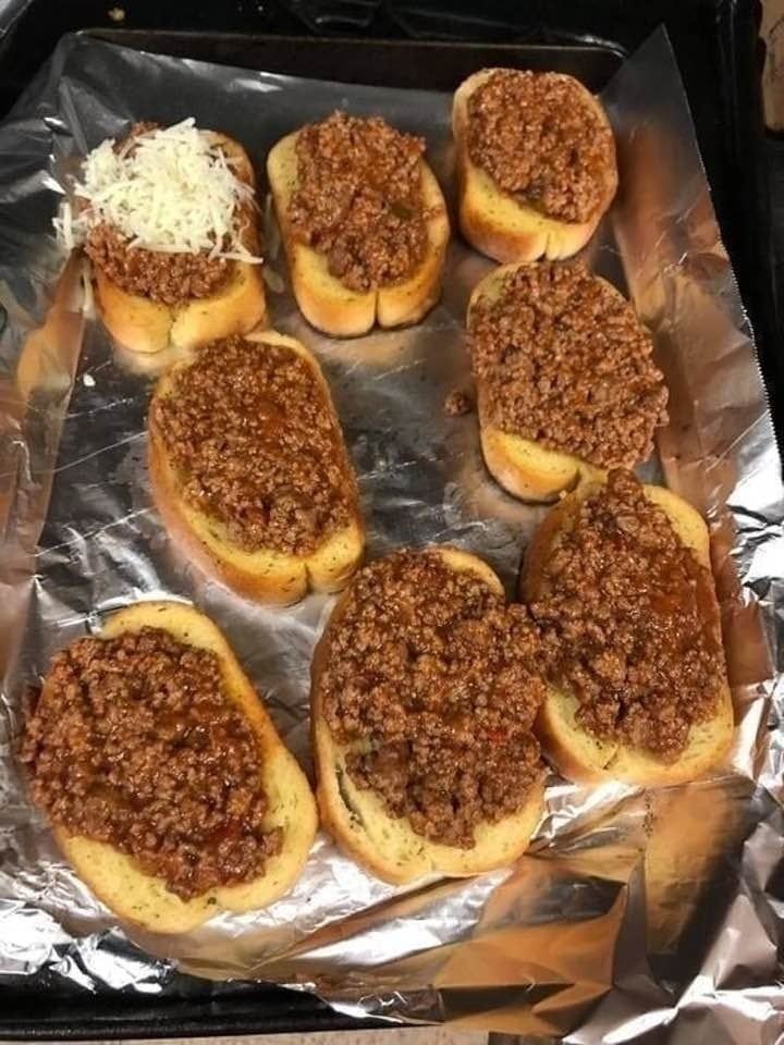 TEXAS TOAST SLOPPY JOE’S