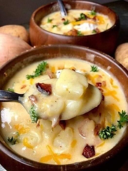 CREAMY POTATO SOUP