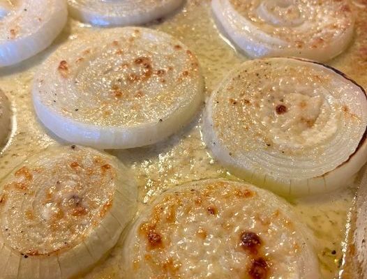 ROASTED PARMESAN CREAMED ONIONS