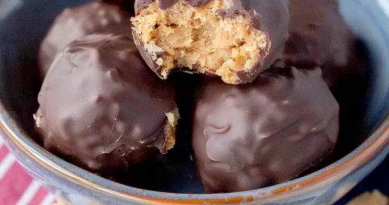 Chocolate Rice Krispie Balls