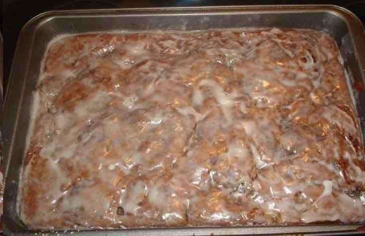 APPLE FRITTER CAKE