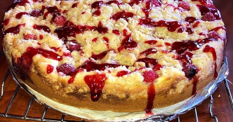 RASPBERRY CREAM CHEESE COFFEE CAKE