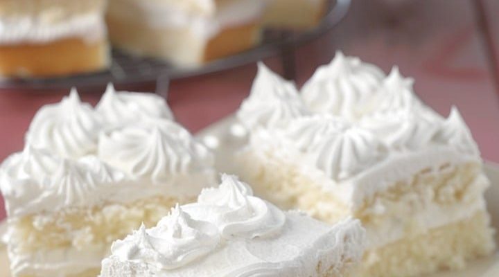 HEAVENLY WHITE SNACK CAKE