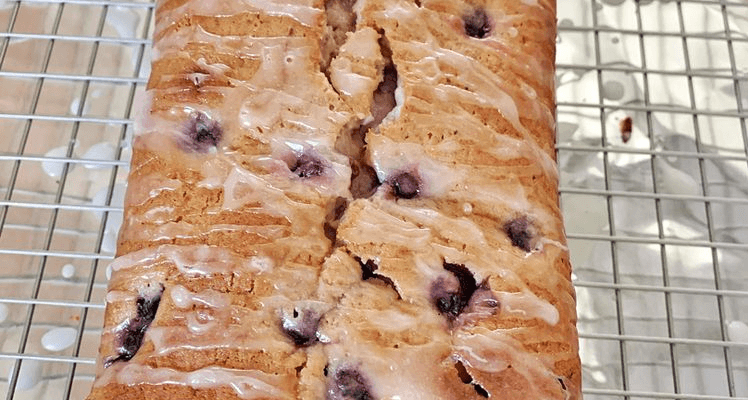 BLUEBERRY CREAM CHEESE COFFEE CAKE