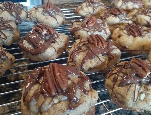 BUTTERED PECAN COOKIES