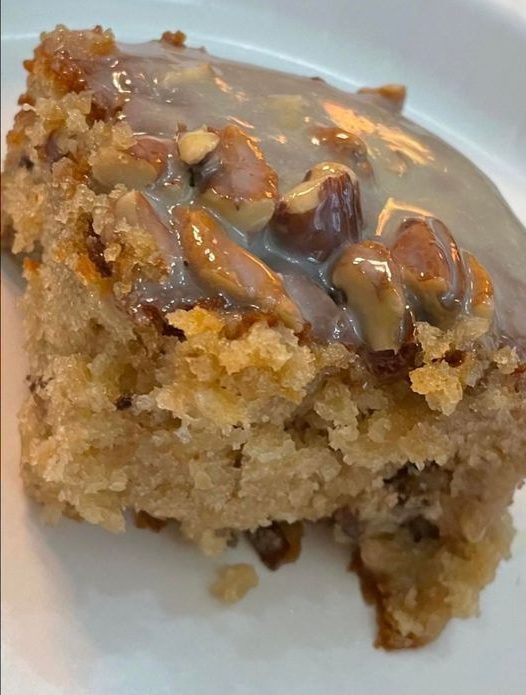 Southern Butter Pecan Praline Cake