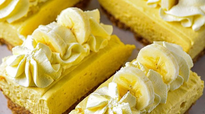 Banana Cream Cheesecake Bars