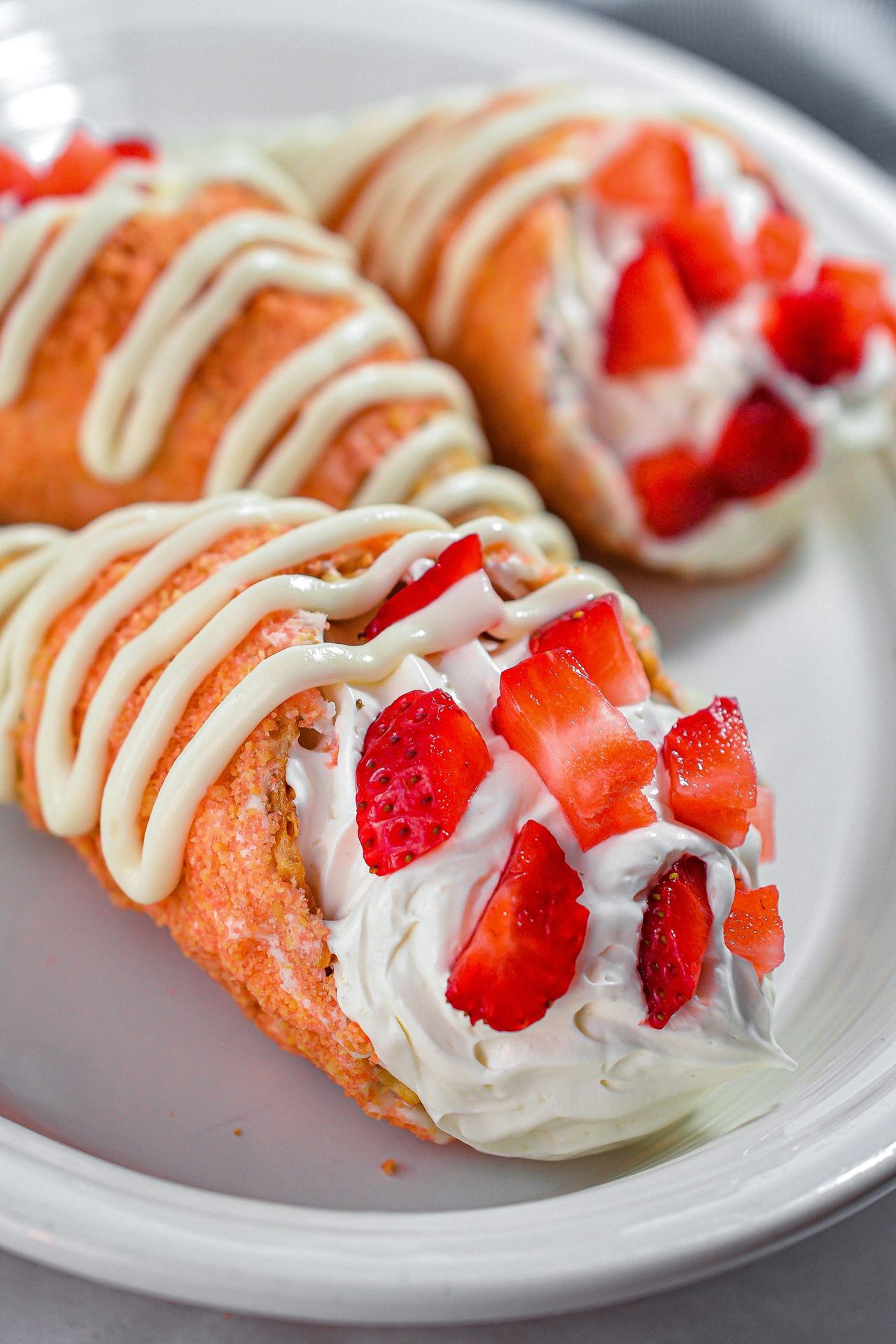 Strawberry Crunch Cheesecake Cones