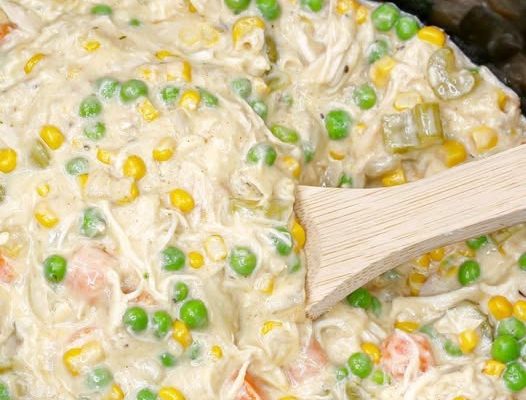 Crock Pot Chicken Pot Pie