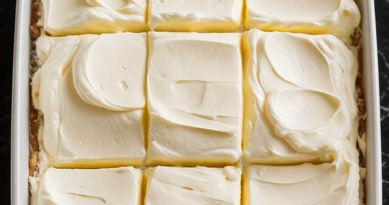 Banana Cream Cheesecake Bars