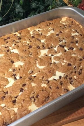 Chocolate Chip Cookie Dough Cheesecake