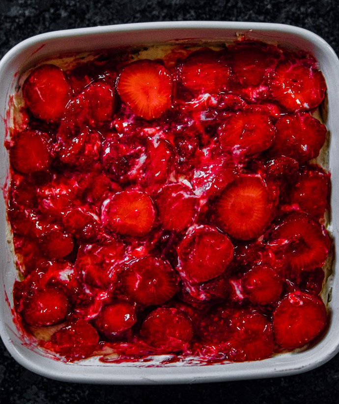 15-Minute Strawberry Angel Food Cake