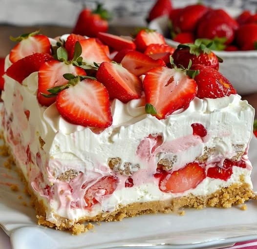 Strawberry Cream Cheese Icebox Cake