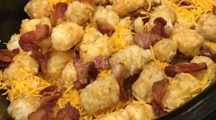 Crock Pot Cheesy Chicken Tater Tot Casserole