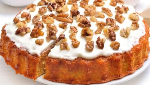 Best Carrot and Pineapple Cake