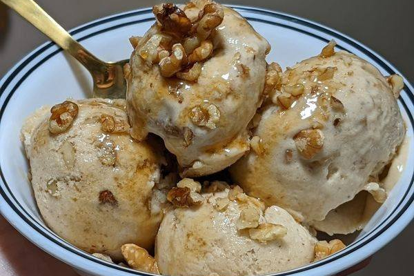 Homemade Maple Walnut Ice Cream