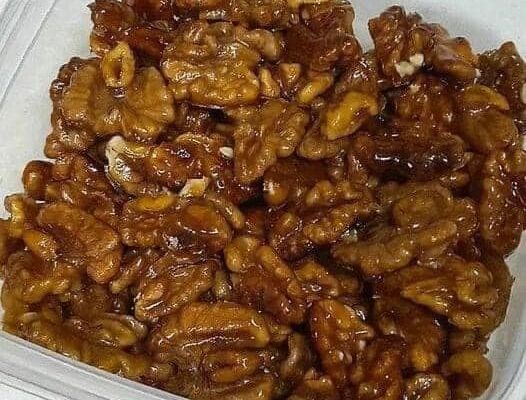 5 Minute Caramel Walnuts