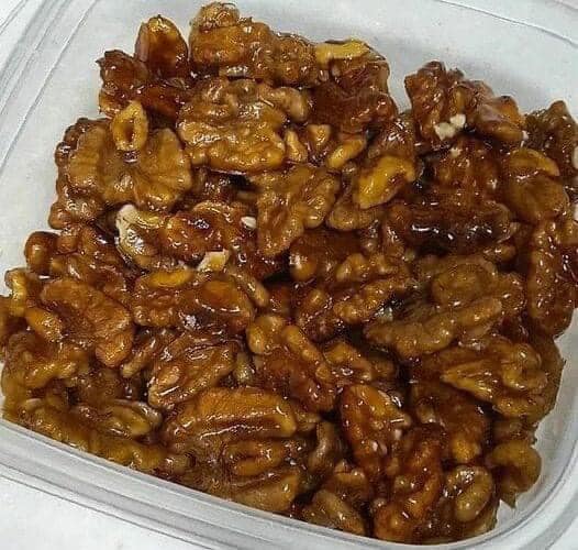 5 Minute Caramel Walnuts