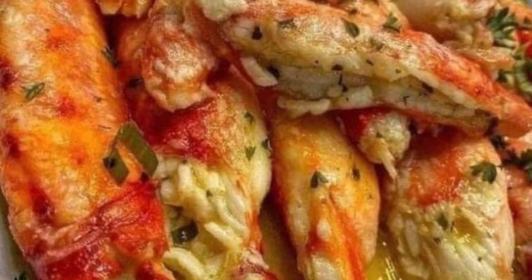 Baked Crab Legs in Butter Sauce