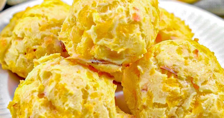 HOMEMADE CHEESE PUFFS