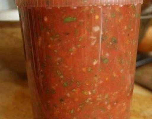 EASY HOMEMADE SALSA