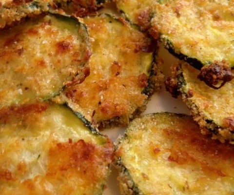 ZUCCHINI PARMESAN CRISPS