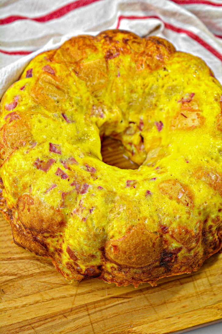 BUNDT CAKE BREAKFAST CASSEROLE