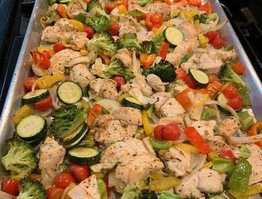 15 Minute Healthy Roasted Chicken and Veggies