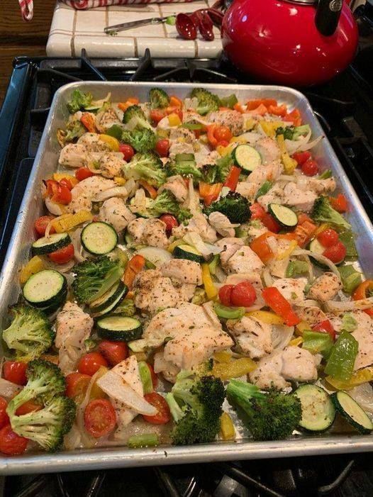 15 Minute Healthy Roasted Chicken and Veggies