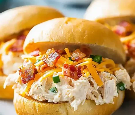 Slow Cooker Chicken Bacon Ranch Sandwiches