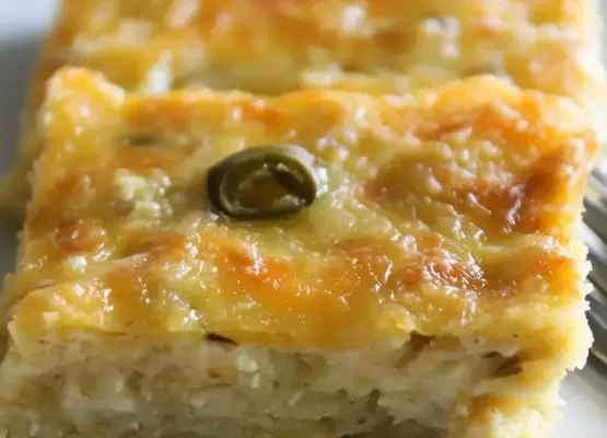 Green Chile Cheese Squares