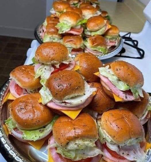 CLUB SANDWICH SLIDERS