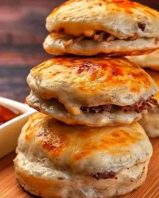 FRENCH DIP BISCUITS