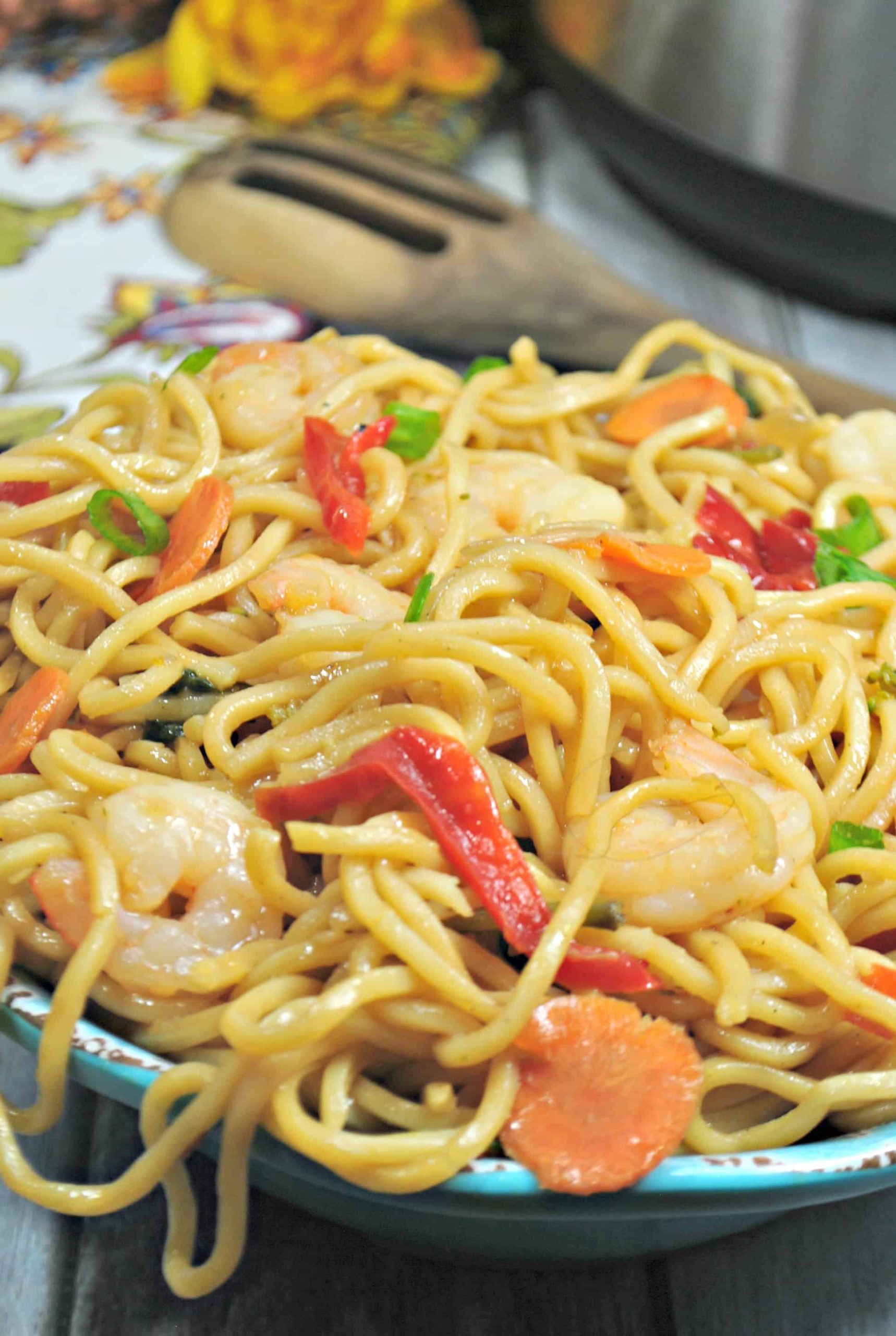 INSTANT POT SHRIMP LO MEIN